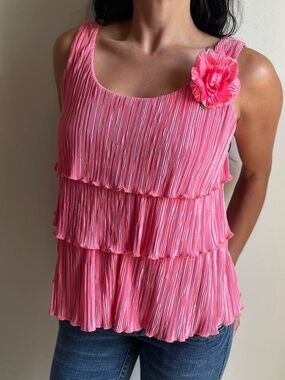 Donna Gray Vintage Tiered Pleated Top with Floral Appliqué